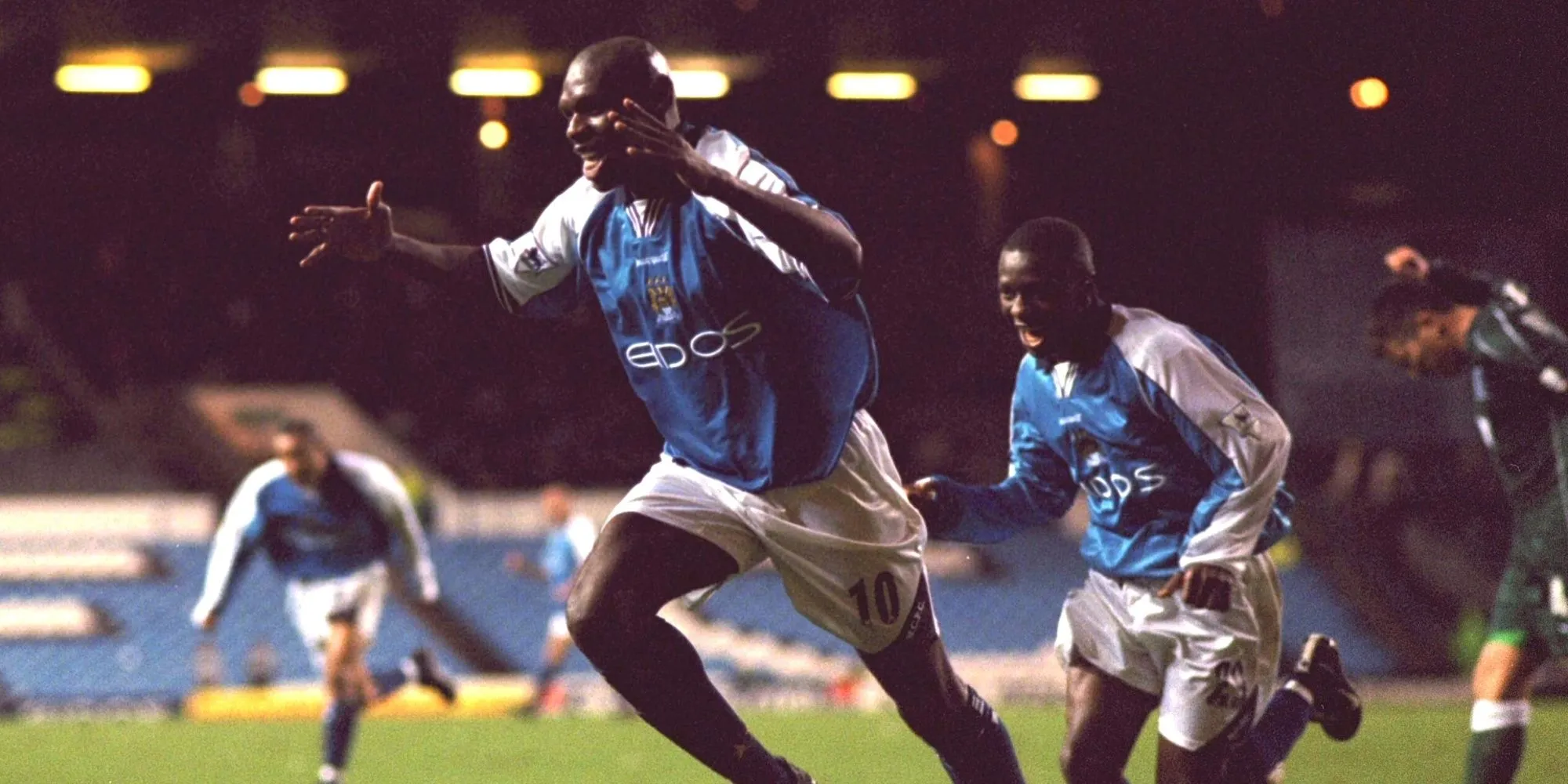 Shaun Goater, tiền đạo Man City được yêu mến với biệt danh The Goat