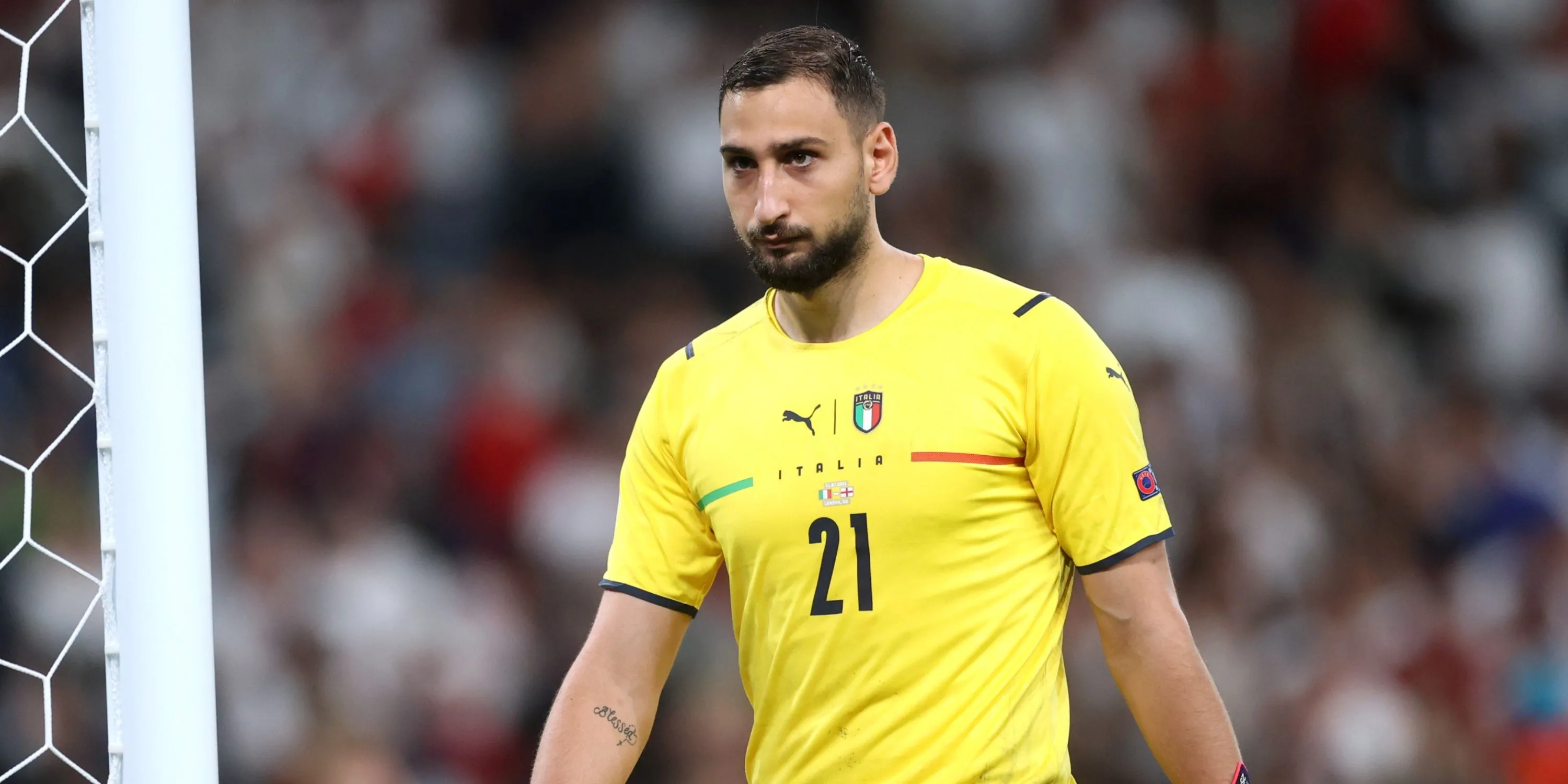 Gianluigi Donnarumma trong màu áo đội tuyển Italy ăn mừng chức vô địch EURO 2020, minh chứng cho đẳng cấp hàng đầu