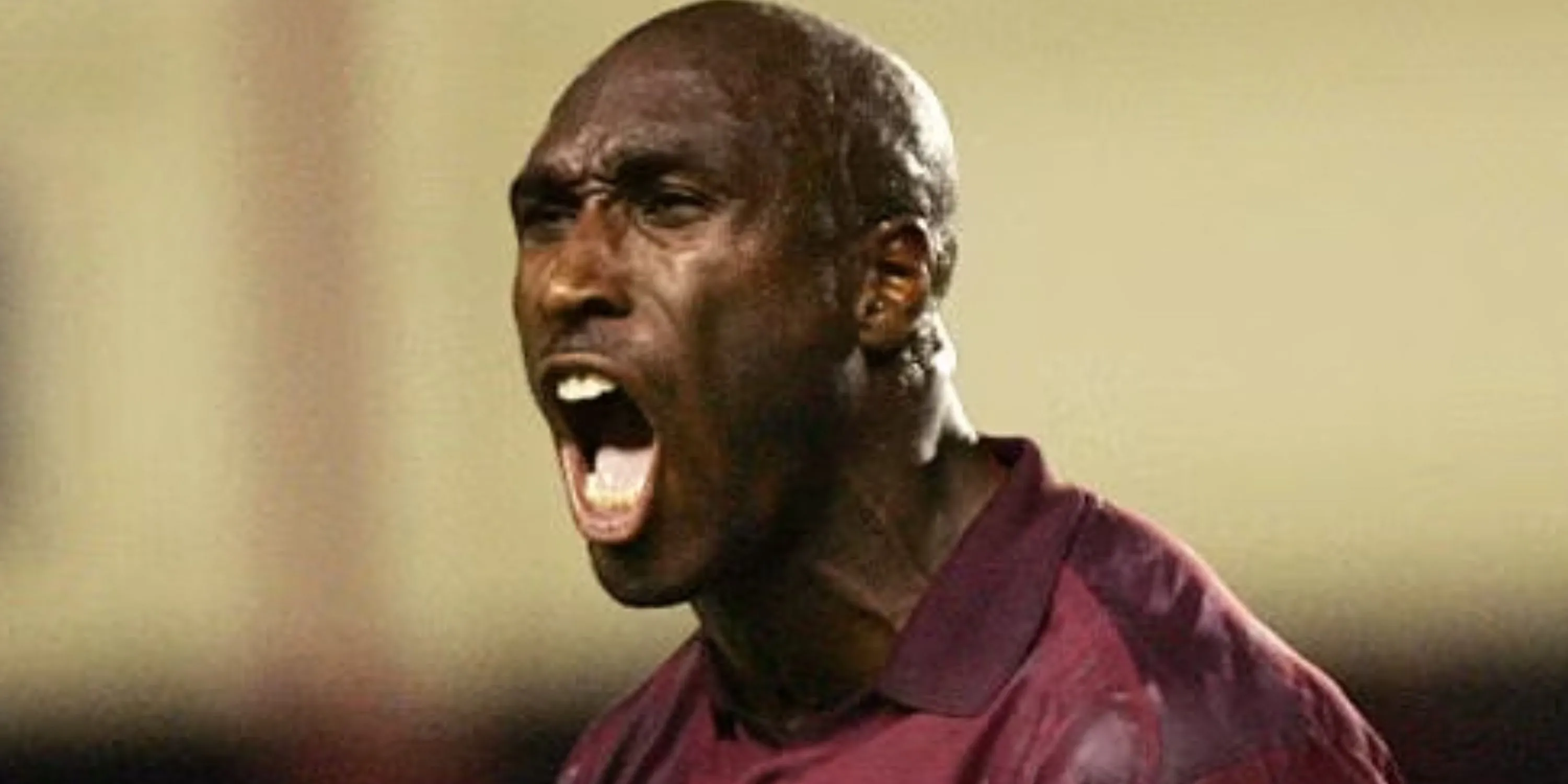 Trung vệ Sol Campbell, trụ cột 'Bất bại' của Arsenal và cầu thủ gây tranh cãi khi chuyển từ Tottenham