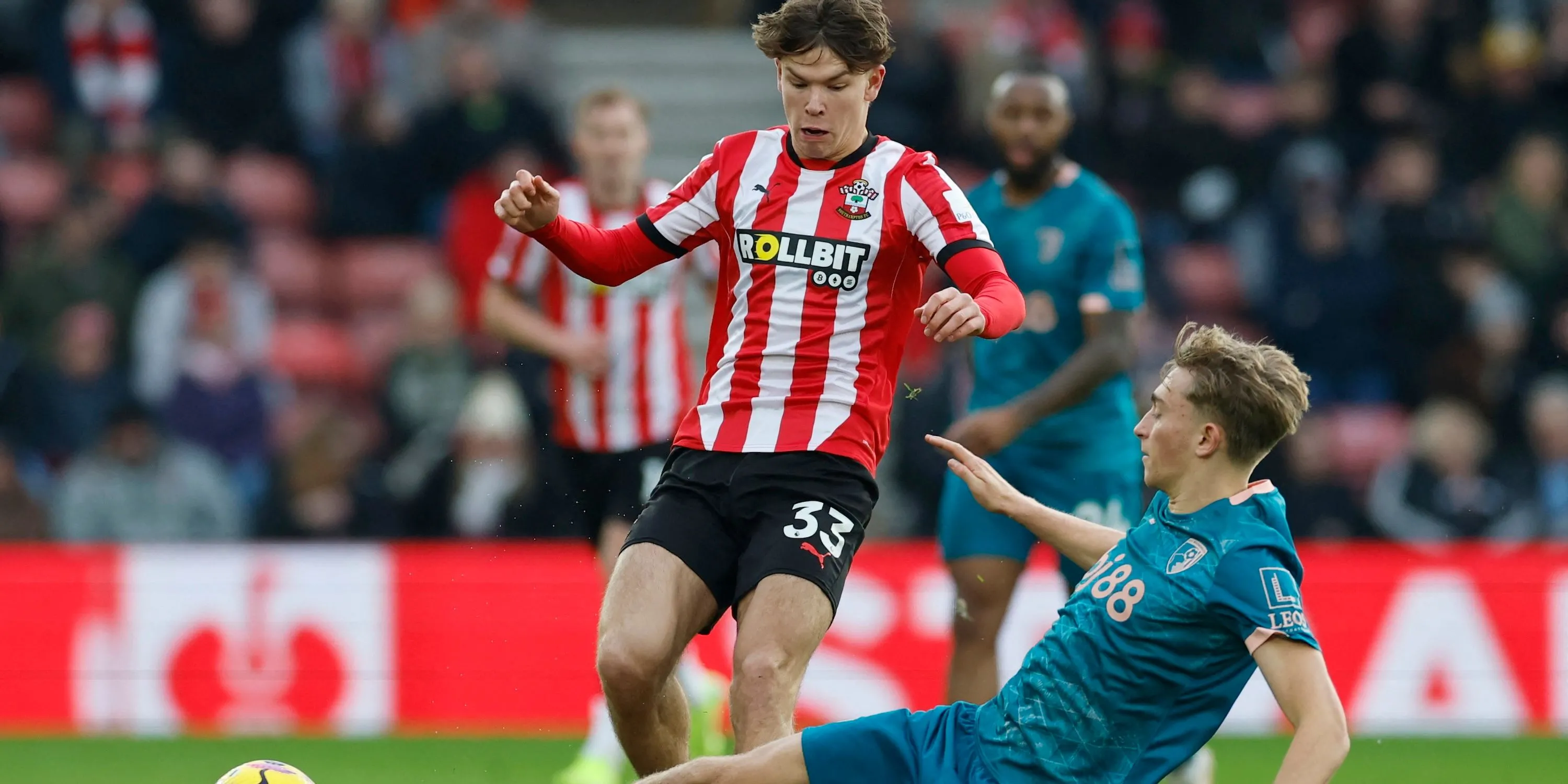 Tyler Dibling thi đấu cho Southampton, thể hiện tiềm năng vượt trội